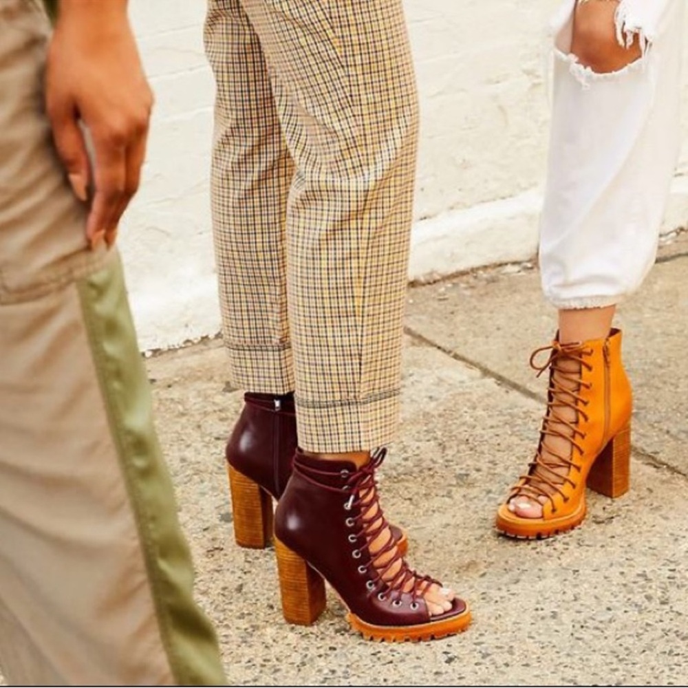 Free People x Jeffrey Campbell Palermo Wine Heel Lace-Booties Size 7 - Picture 16 of 16